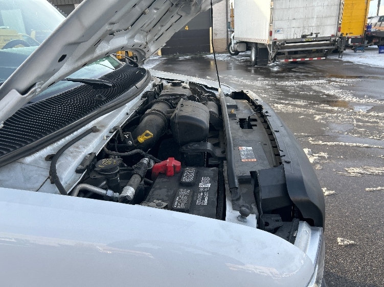 Used 2022 Ford E-350 - photo 24