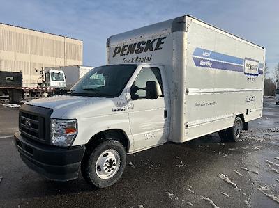 Used 2022 Ford E-350 - photo 1