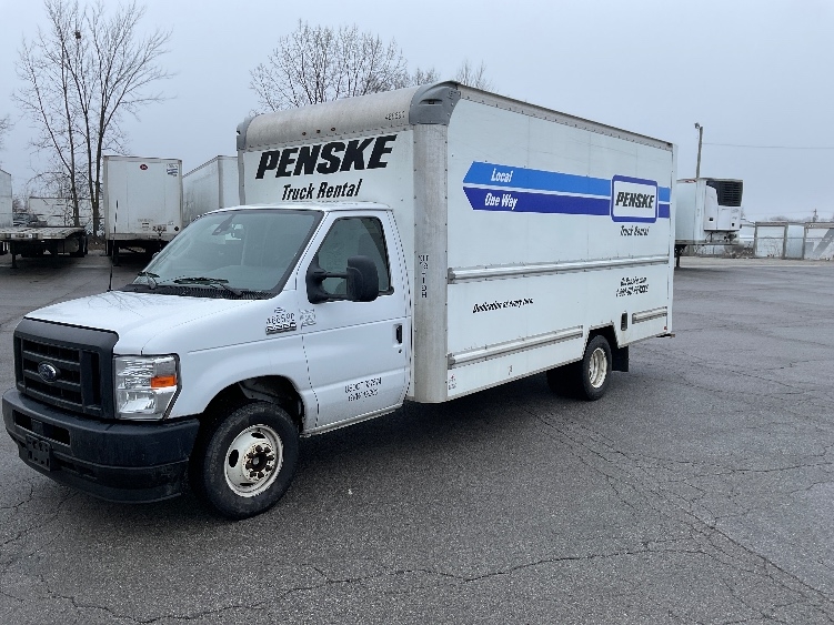 Used 2022 Ford E-350 - photo 5