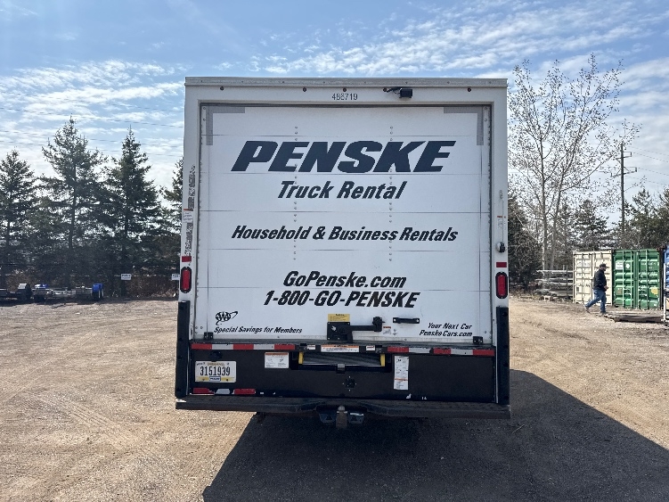 Used 2022 Ford E-350 - photo 9