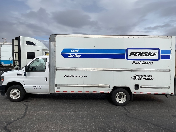Used 2022 Ford E-350 - photo 6
