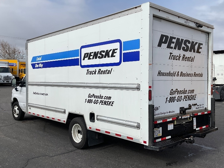 Used 2022 Ford E-350 - photo 7