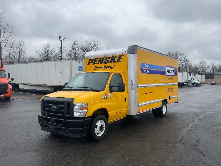 Used 2022 Ford E-350 - photo 5