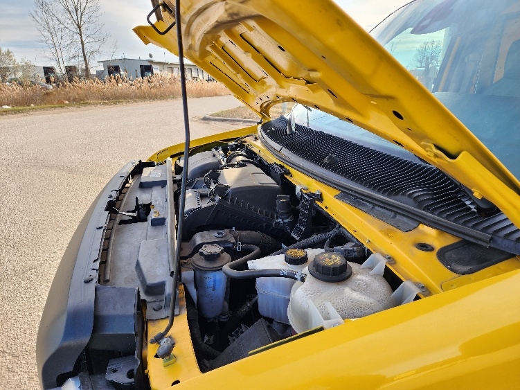 Used 2022 Ford E-350 - photo 25