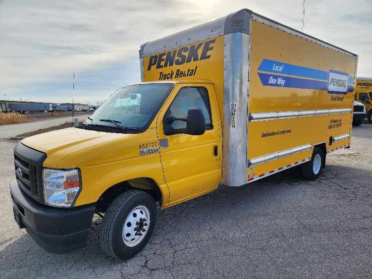 Used 2022 Ford E-350 - photo 5