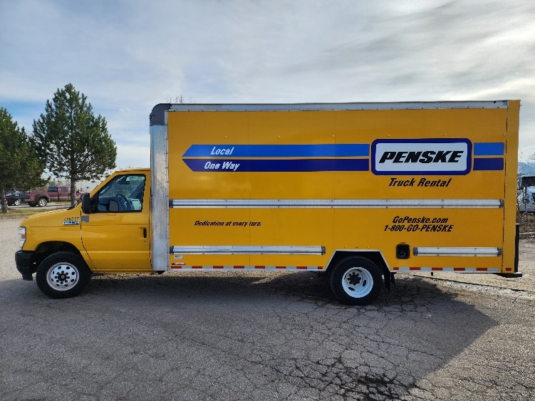 Used 2022 Ford E-350 - photo 6