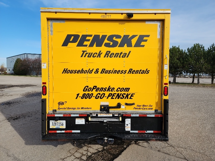 Used 2022 Ford E-350 - photo 9