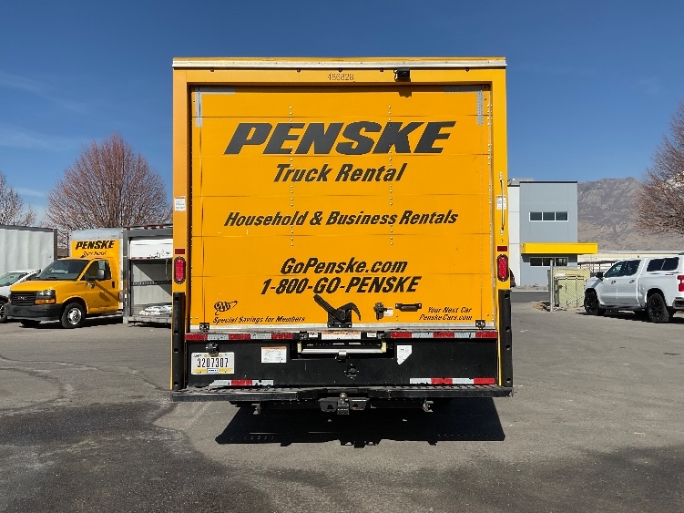 Used 2022 Ford E-350 - photo 9