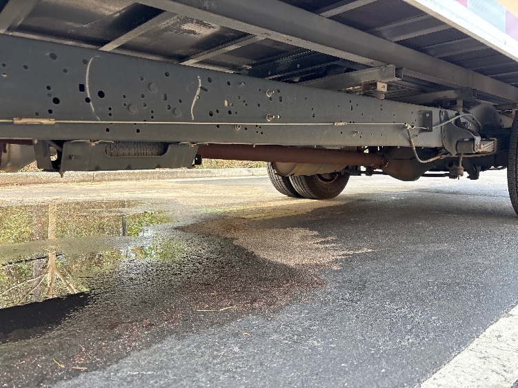 Used 2022 Ford E-350 - photo 7