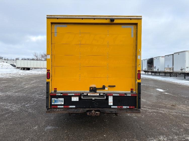 Used 2022 Ford E-350 - photo 8