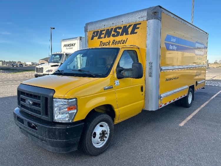 Used 2022 Ford E-350 - photo 5