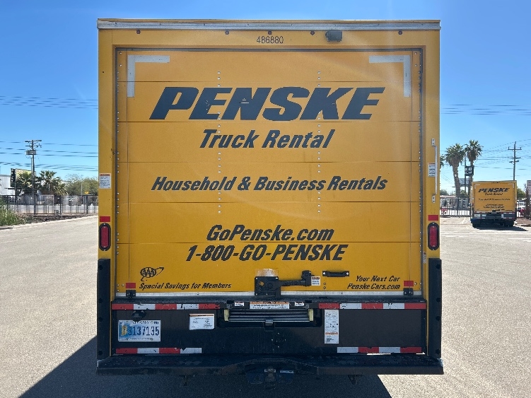 Used 2022 Ford E-350 - photo 9