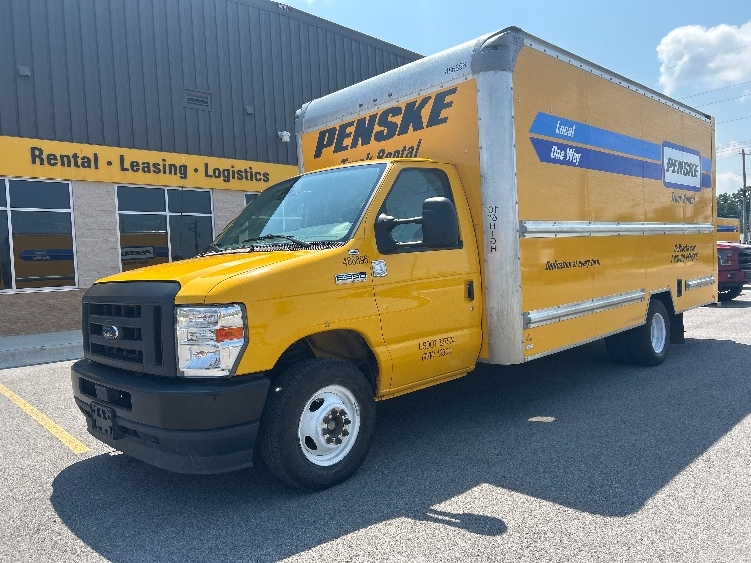 Used 2022 Ford E-350 - photo 5