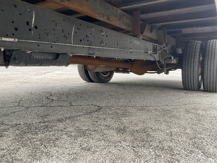 Used 2022 Ford E-350 - photo 7