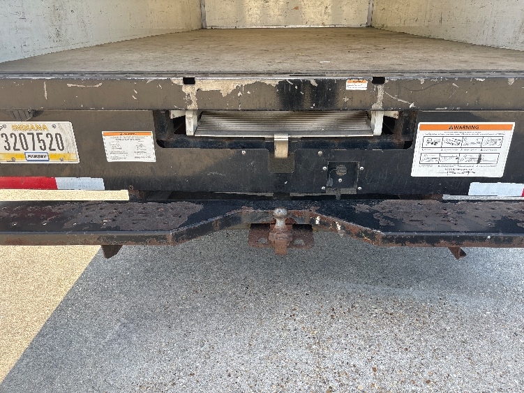 Used 2022 Ford E-350 - photo 11