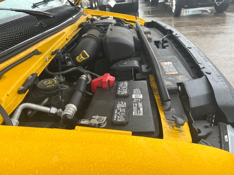 Used 2022 Ford E-350 - photo 25