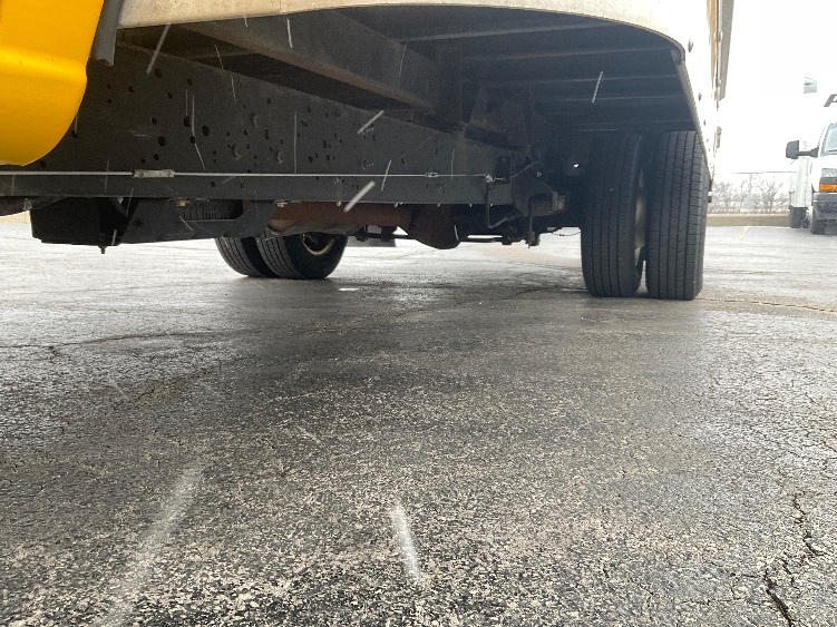 Used 2022 Ford E-350 - photo 7