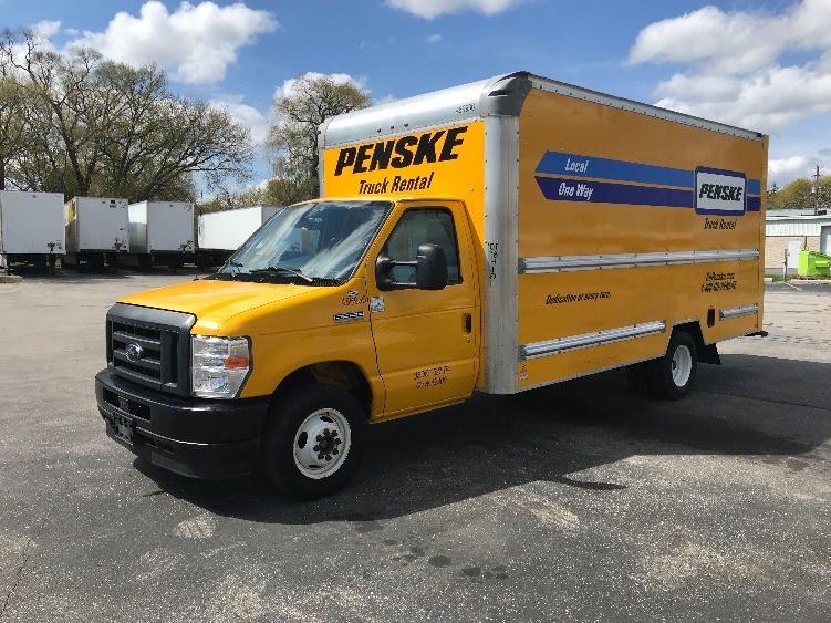 Used 2022 Ford E-350 - photo 5