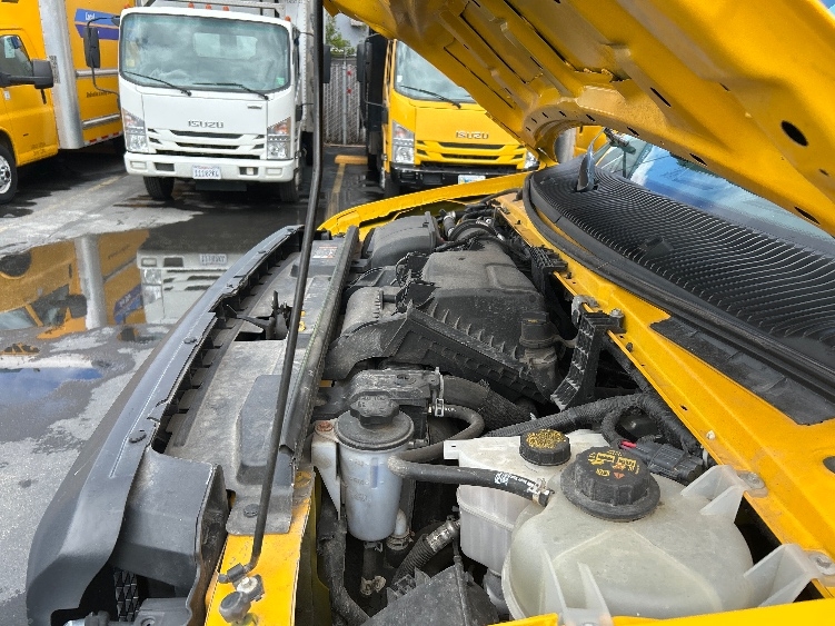 Used 2022 Ford E-350 - photo 26