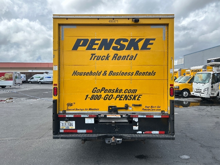 Used 2022 Ford E-350 - photo 9