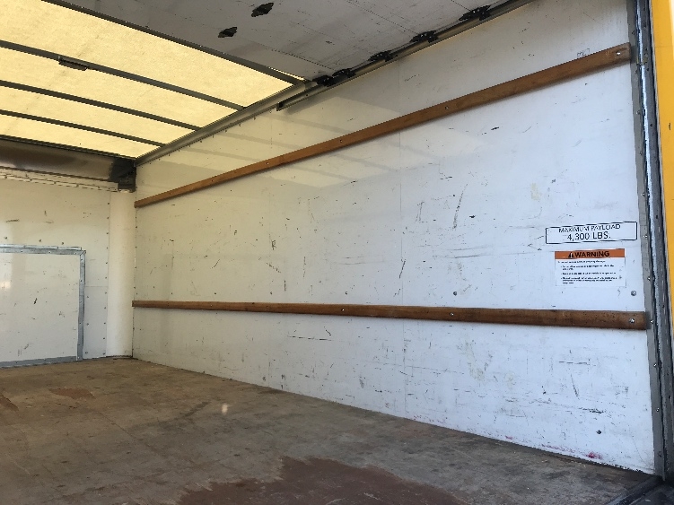 Used 2022 Ford E-350 - photo 14