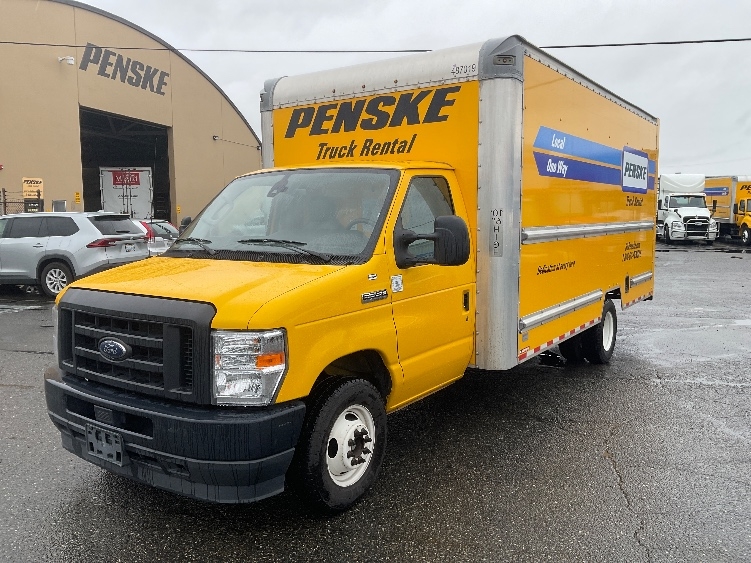 Used 2022 Ford E-350 - photo 5