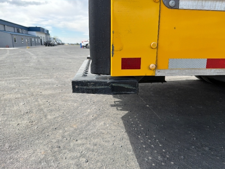 Used 2022 Ford E-350 - photo 27