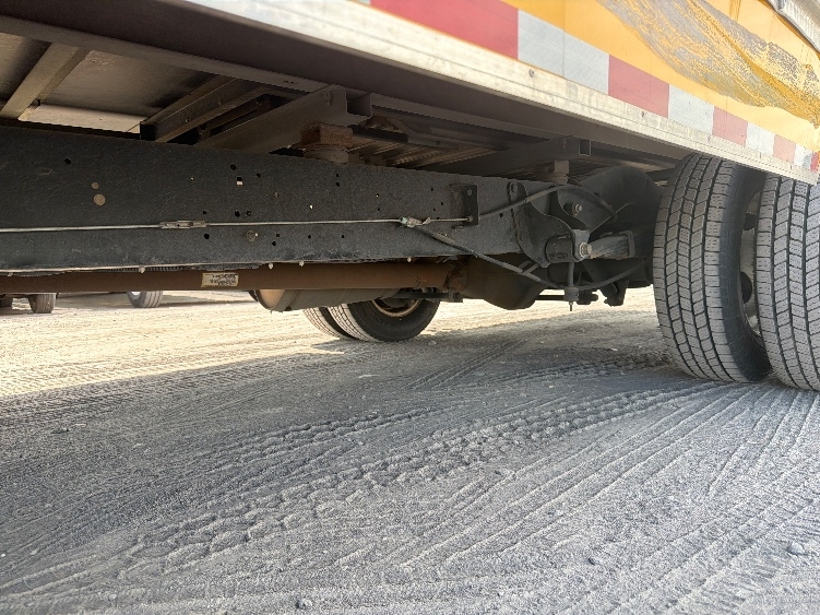 Used 2022 Ford E-350 - photo 7