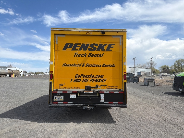 Used 2022 Ford E-350 - photo 9