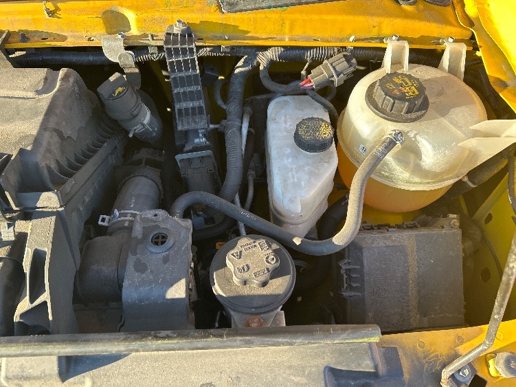 Used 2022 Ford E-350 - photo 26