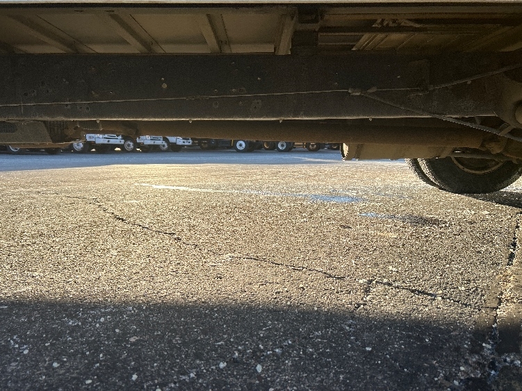 Used 2022 Ford E-350 - photo 7