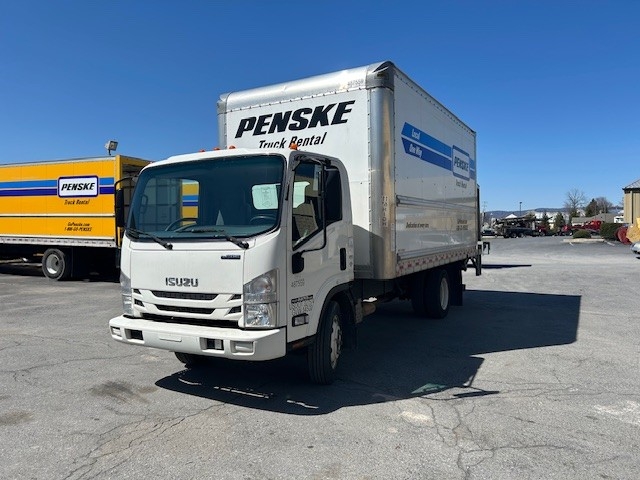 Used 2021 Isuzu NPR-HD - photo 2