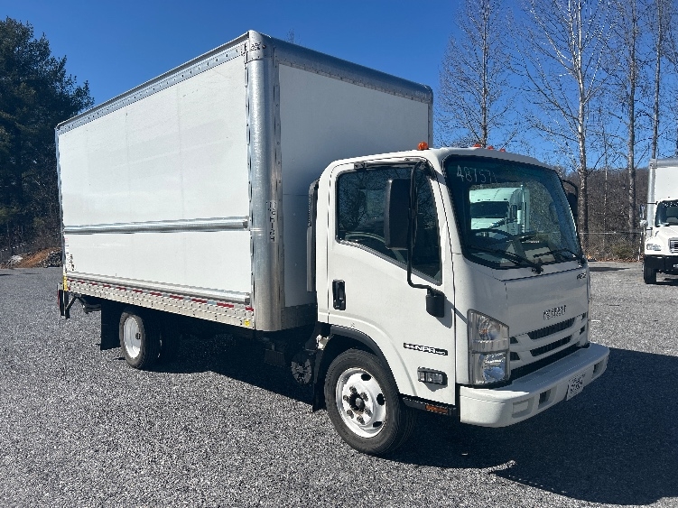 Used 2021 Isuzu NPR-HD - photo 1