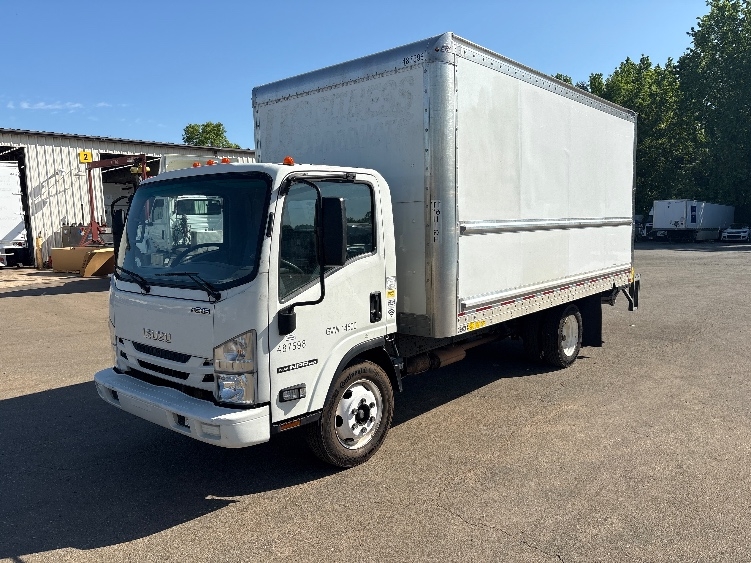 Used 2021 Isuzu NPR-HD - photo 5