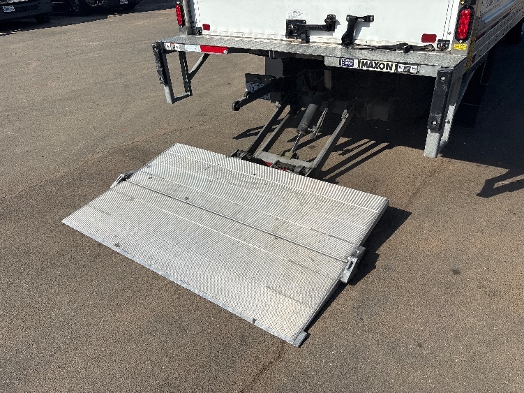 Used 2021 Isuzu NPR-HD - photo 11