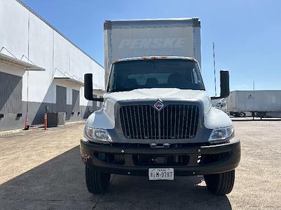 Used 2022 International MV Box Truck with Liftgate for sale #489464 - photo 2