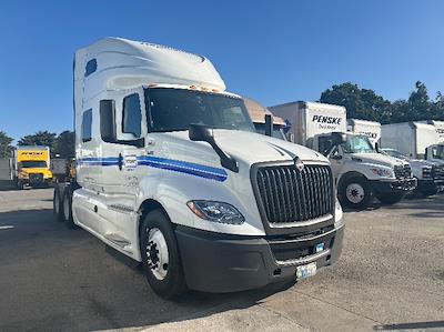 Used 2023 International LT Cummins X15 Semi Truck for sale #489553 - photo 1