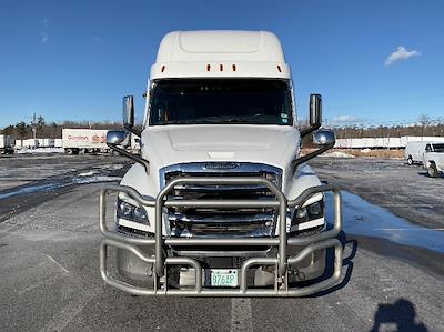 Used 2023 Freightliner Cascadia Detroit DD15AT Semi Truck with Sleeper Cab for sale #5215 - photo 2