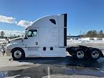 Used 2023 Freightliner Cascadia Detroit DD15AT Semi Truck with Sleeper Cab for sale #5215 - photo 4