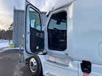 Used 2023 Freightliner Cascadia Detroit DD15AT Semi Truck with Sleeper Cab for sale #5215 - photo 9