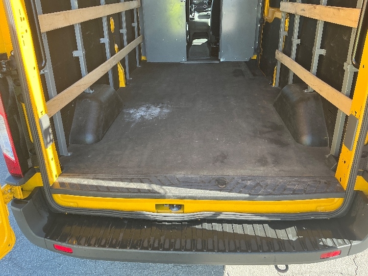 Used 2023 Ford Transit 250 - photo 12
