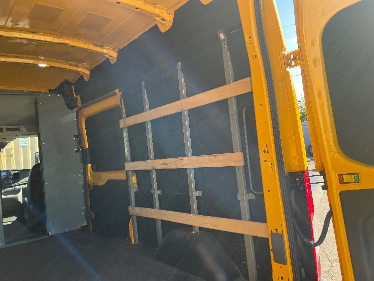 Used 2023 Ford Transit 250 - photo 14