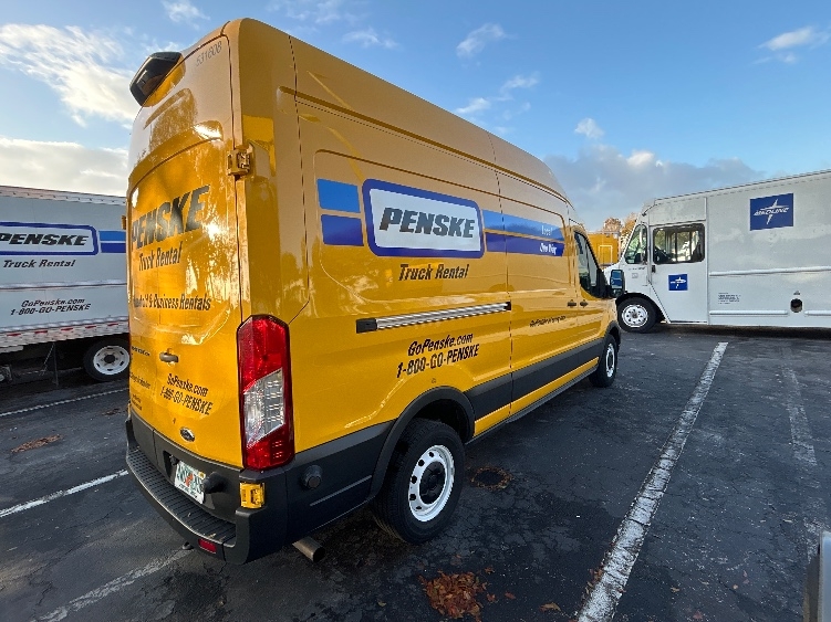 Used 2023 Ford Transit 250 - photo 15