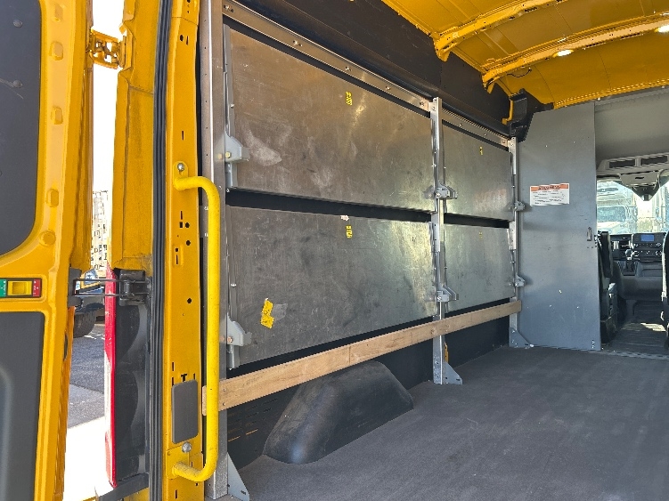 Used 2023 Ford Transit 250 - photo 11