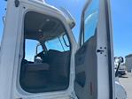 Used 2017 Freightliner Cascadia Detroit DD15 Semi Truck for sale #541429 - photo 12