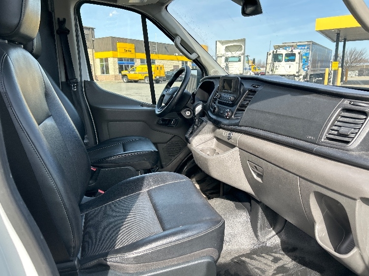 Used 2023 Ford Transit 250 - photo 20