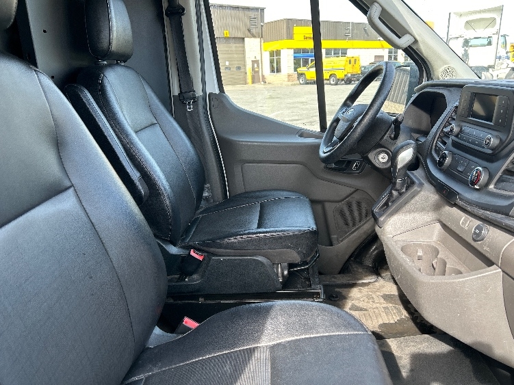 Used 2023 Ford Transit 250 - photo 21