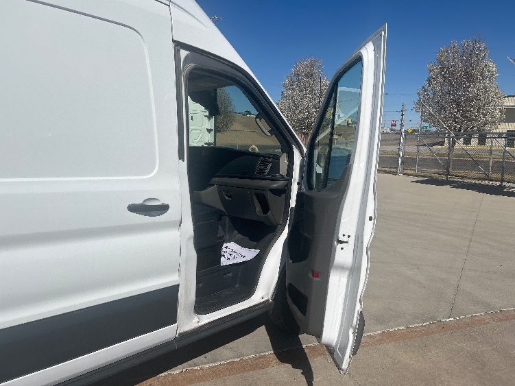 Used 2022 Ford Transit 250 - photo 21