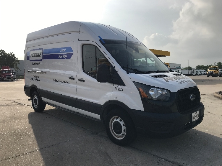 Used 2022 Ford Transit 250 - photo 1