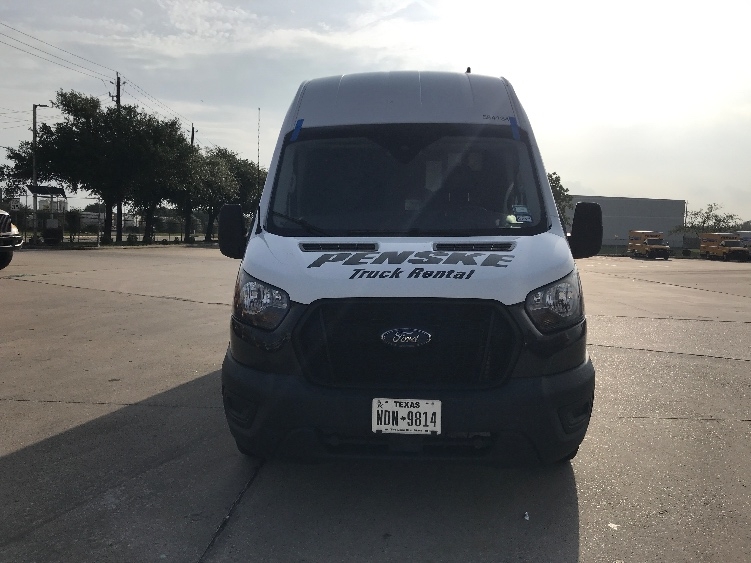 Used 2022 Ford Transit 250 - photo 2